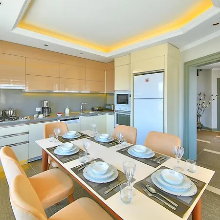 Вилла Sleeps 6 Pool Air Con Wifi *